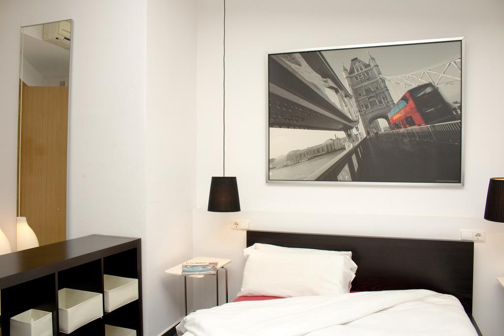 Na Jordana Apartments Валенсия Номер фото