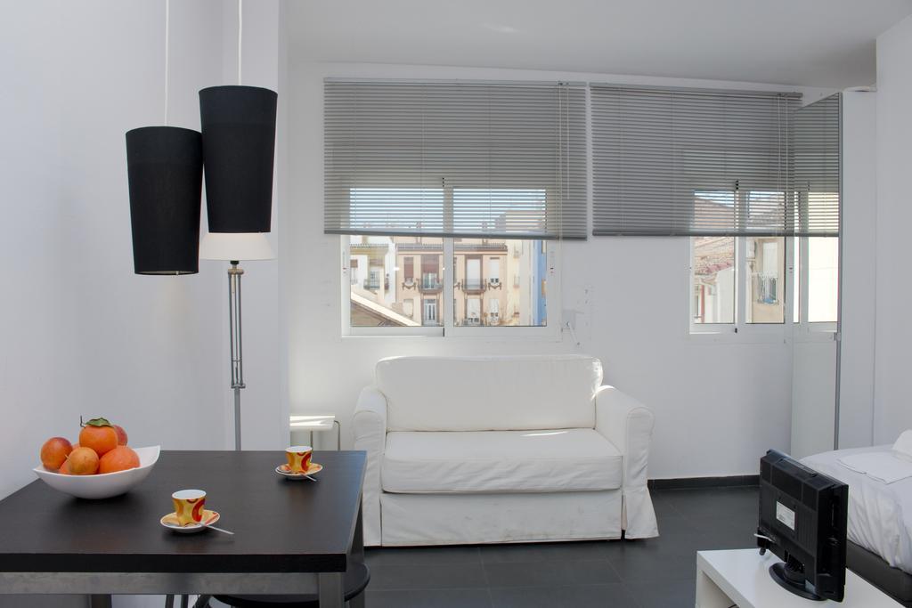 Na Jordana Apartments Валенсия Номер фото